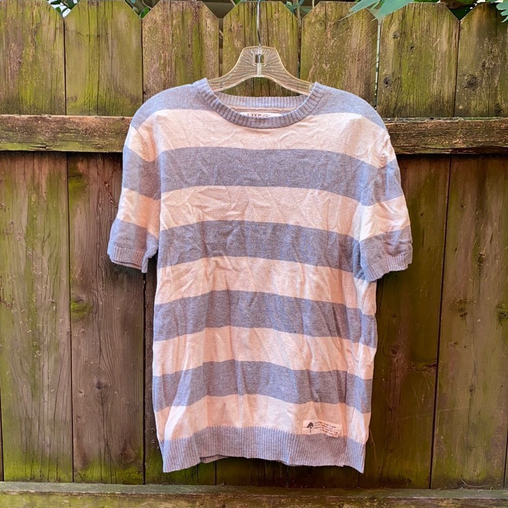 Fame forever short sleeve sweater sz. M